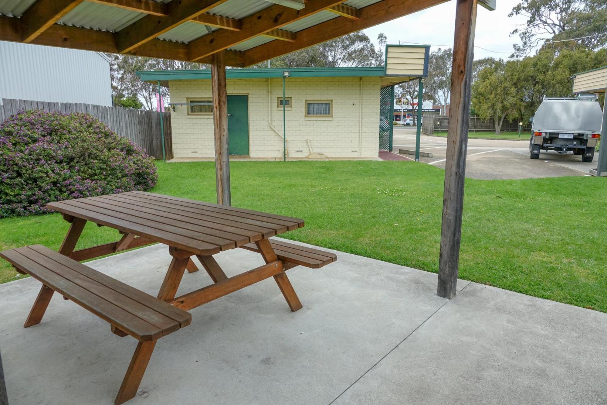 Bairnsdale Main Motel Extérieur photo